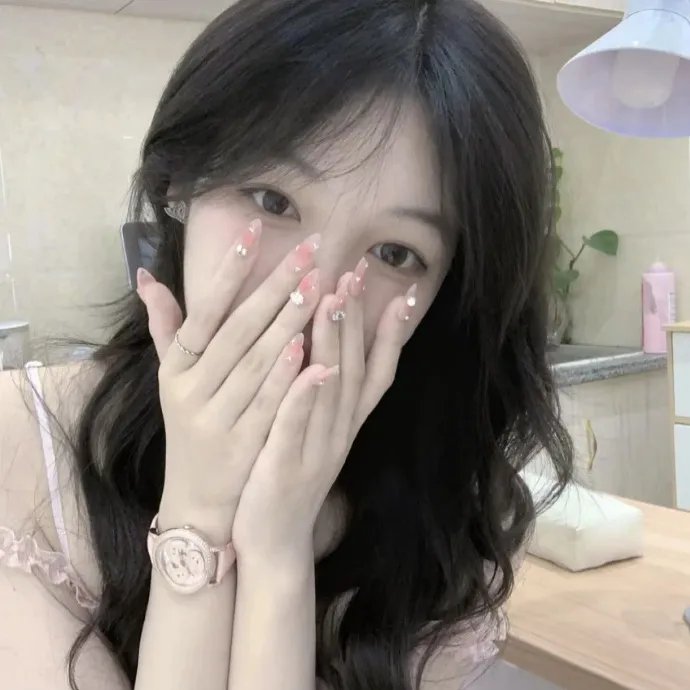 傅少,您夫人马甲藏不住了